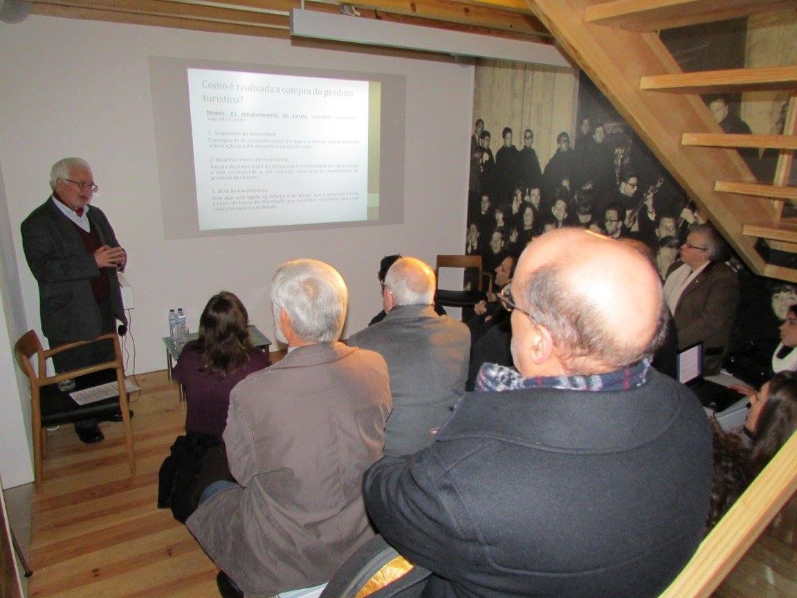 Canção de Coimbra começou a ser debatida na Torre de Anto