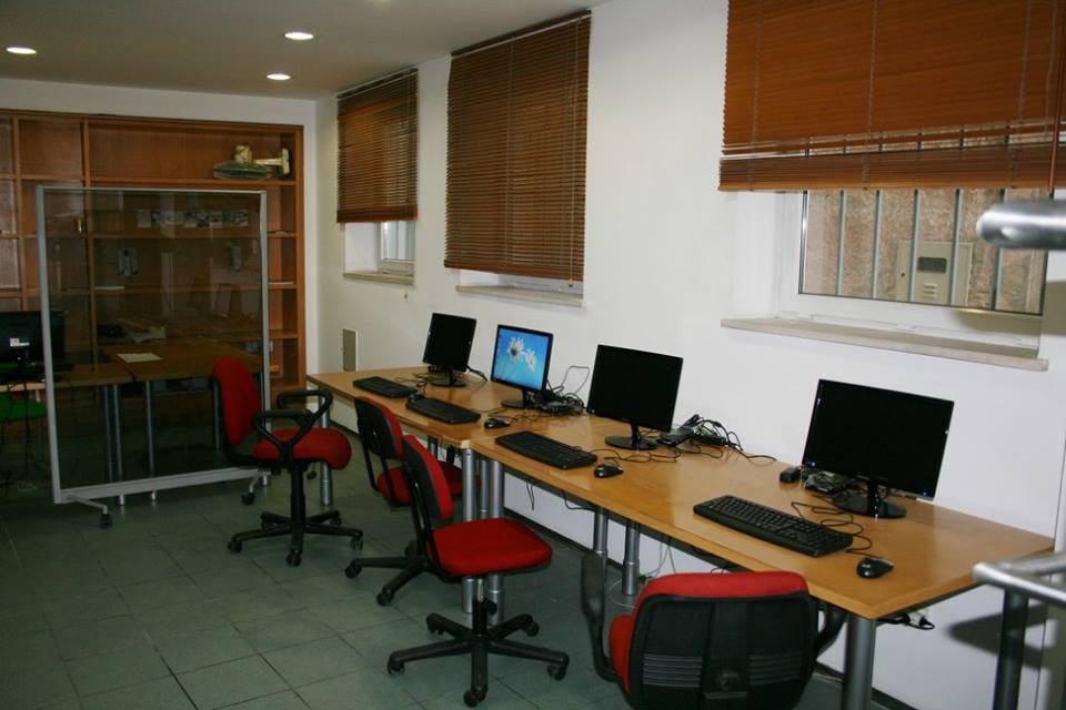 Esp@ço Internet da CMC reabriu na Praça 8 de Maio