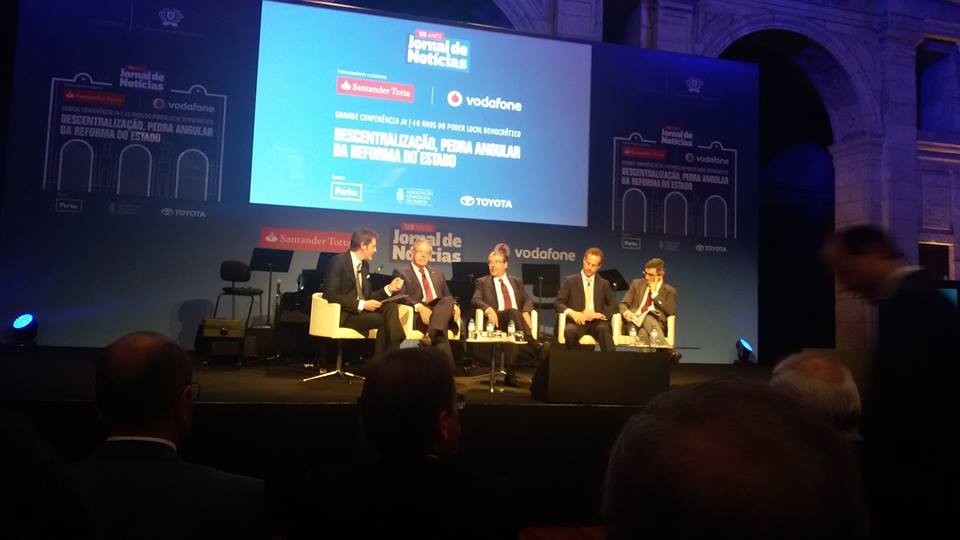 Presidente da CMC critica falta de apoios aos SMTUC