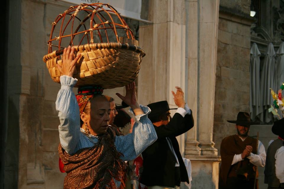 Folclore animou Praça 8 de Maio nas Festas da Cidade de Coimbra