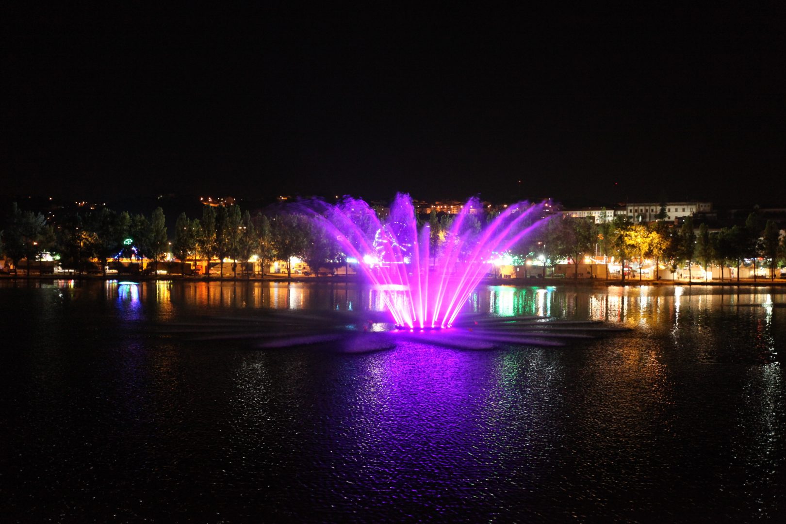 Fonte luminosa no Mondego assinala acordo para o desassoreamento