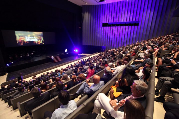 023img_8590_29438232870_o