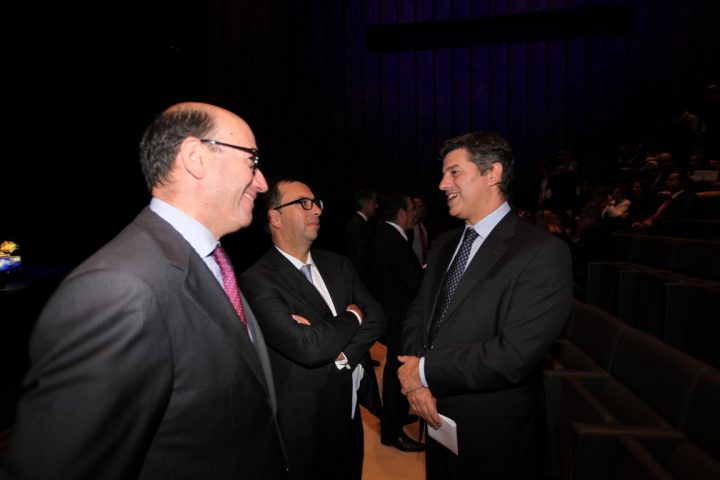 039img_8576_29102537824_o