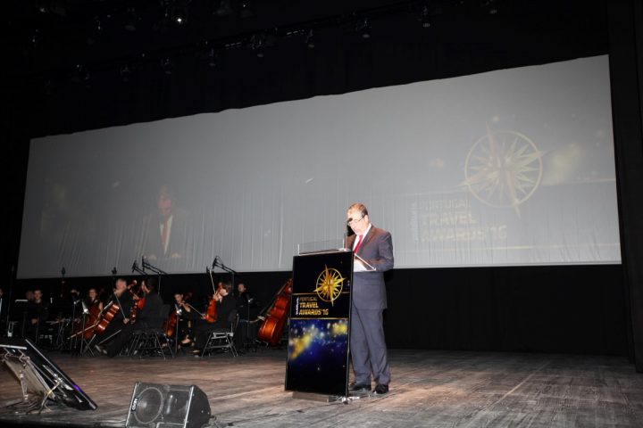 052img_8602_29438230580_o