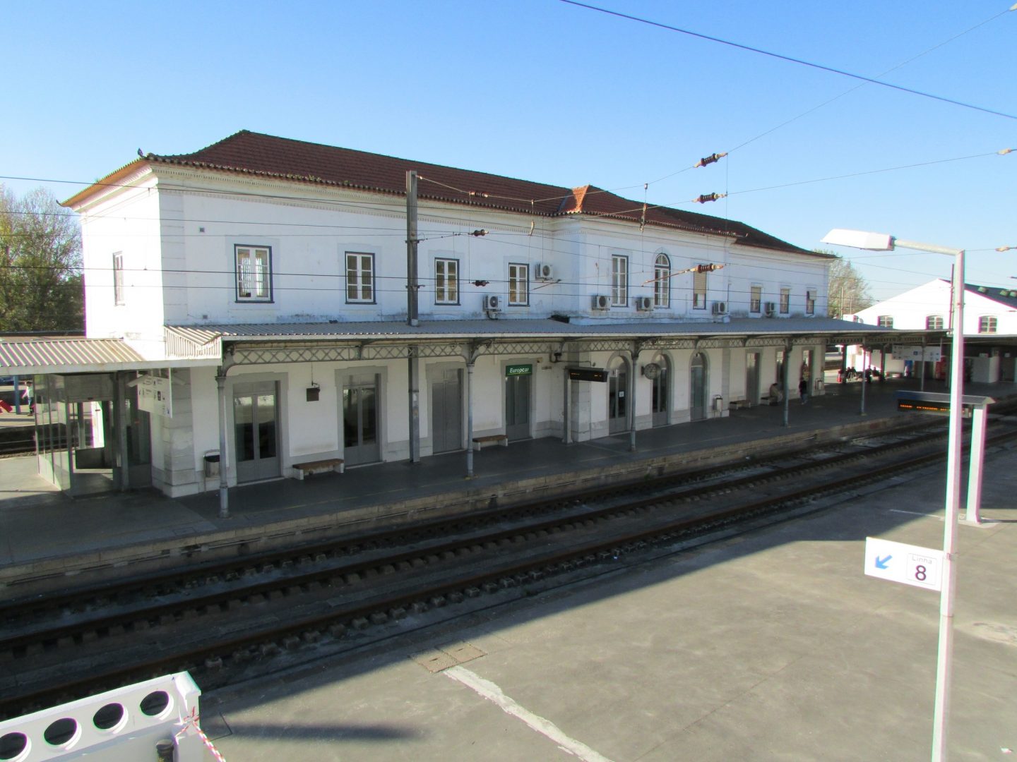 Estação de Coimbra B vai ser remodelada no âmbito da modernização da Linha do Norte