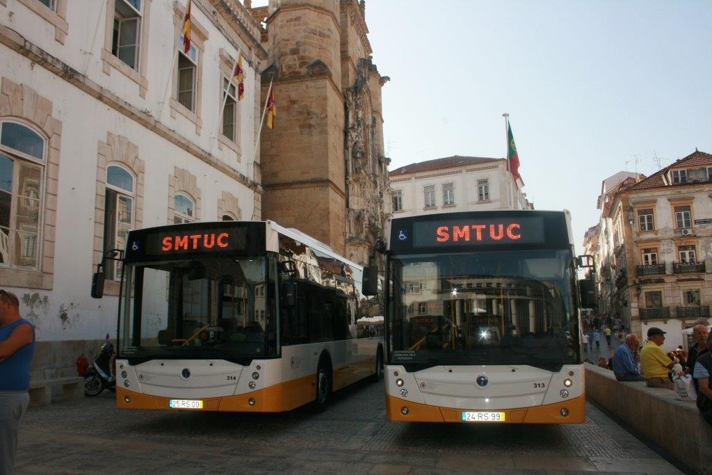CMC investe um milhão de euros na compra de mais cinco autocarros novos para os SMTUC