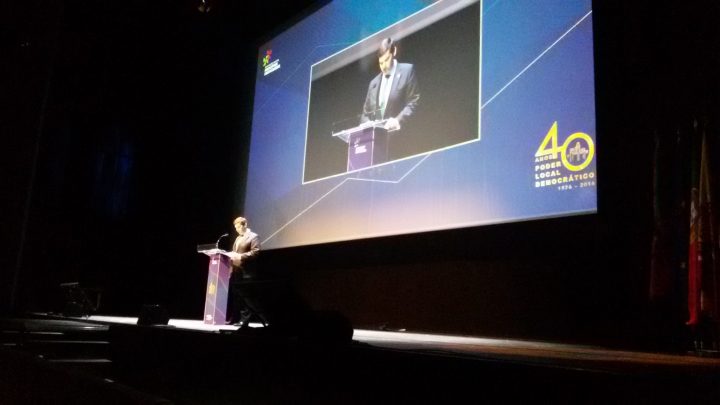 15369701_1358814107485497_2026739336_o