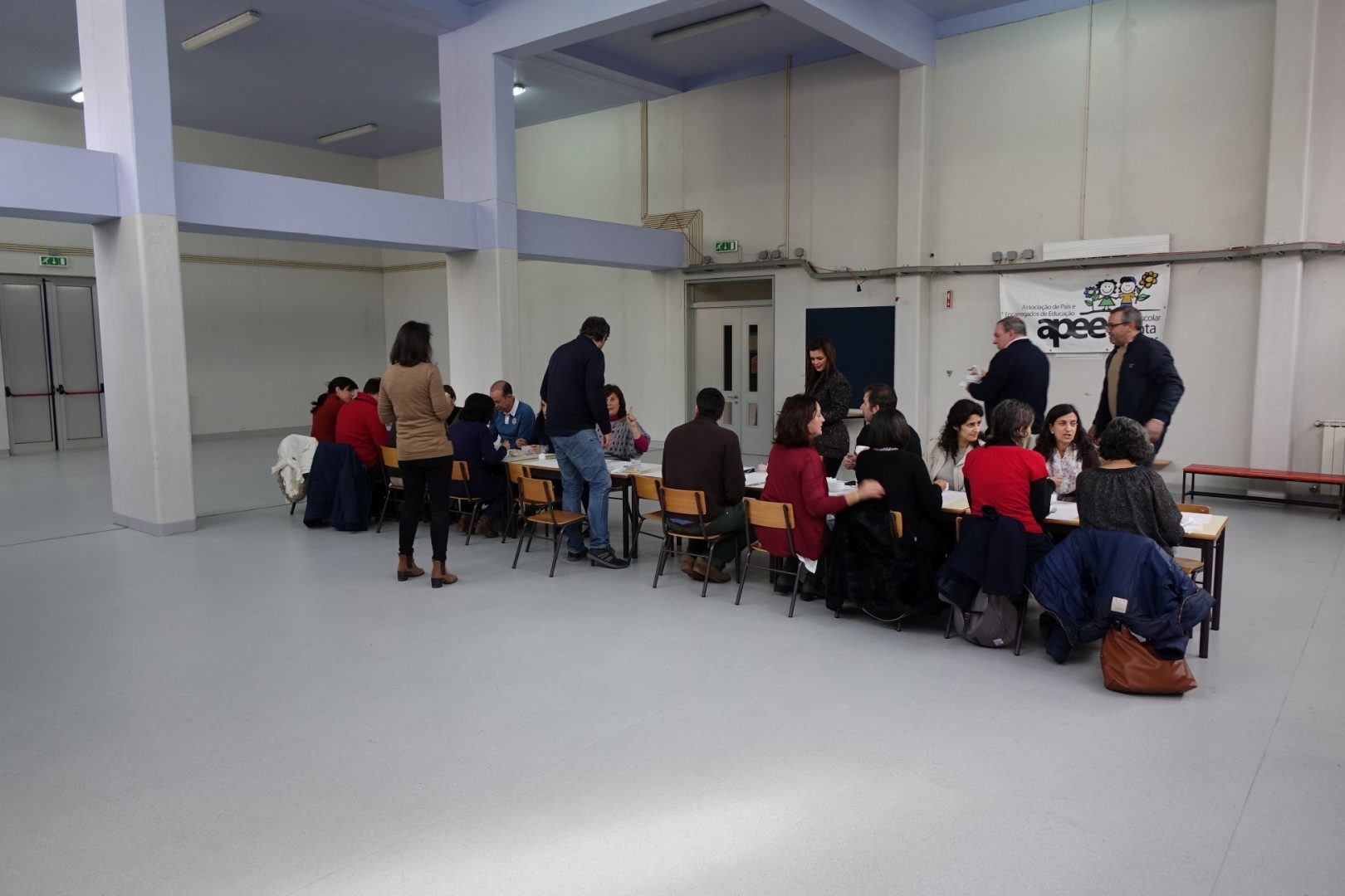 Vereador da Educação da CMC e pais almoçaram na EB1 Quinta das Flores