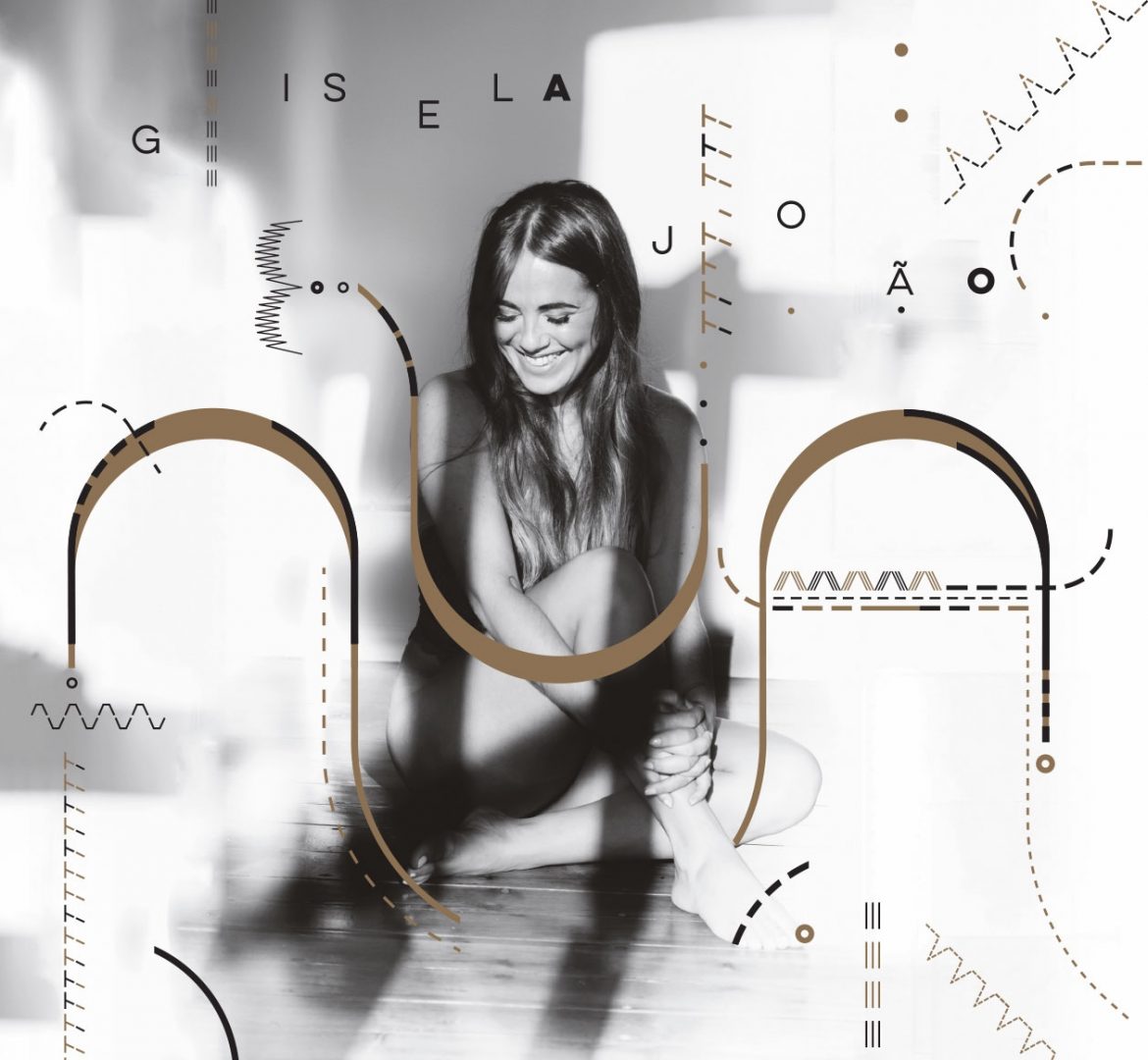 Gisela João canta com JP Simões no Convento São Francisco