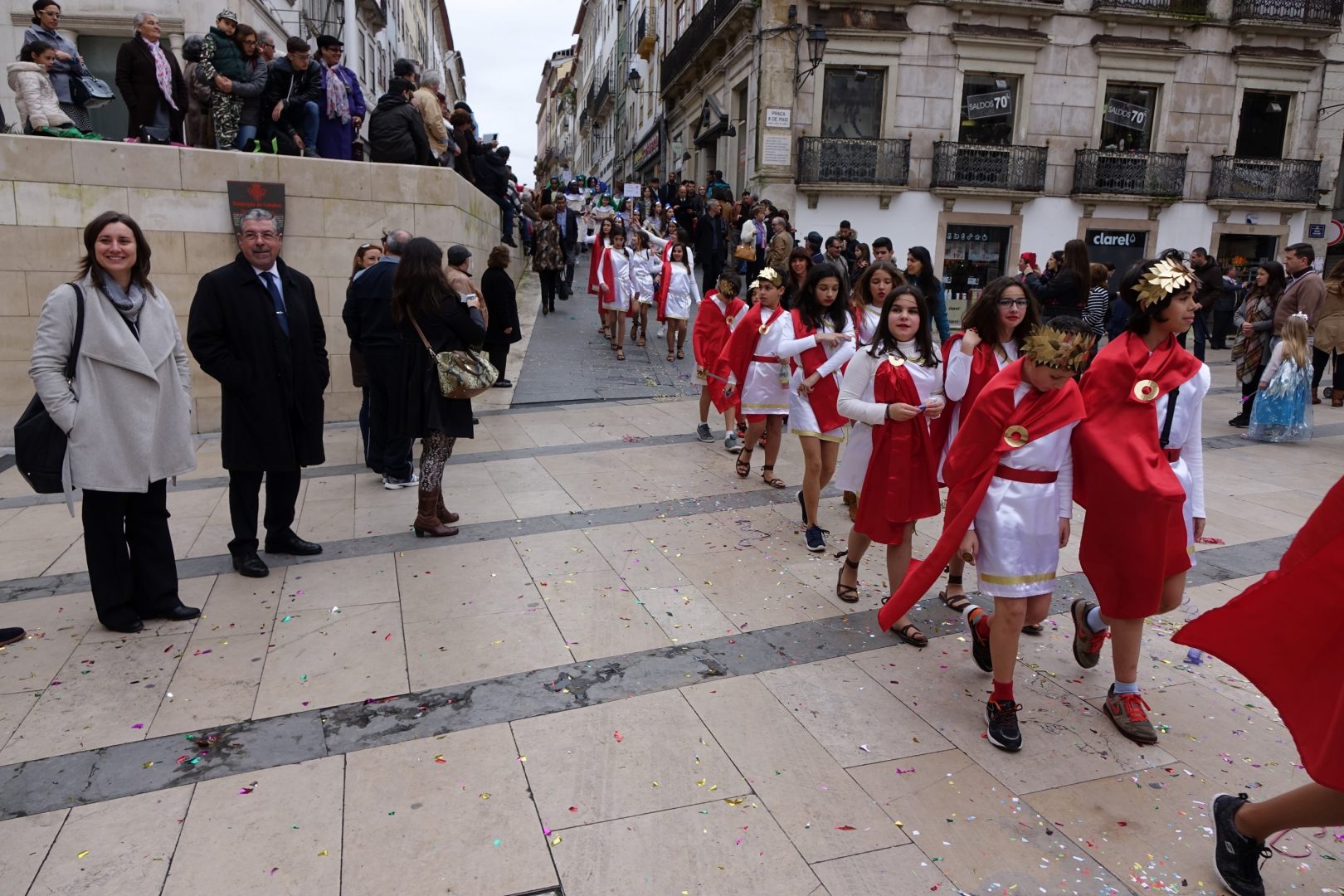 Carnaval da Cáritas alegrou Baixa de Coimbra
