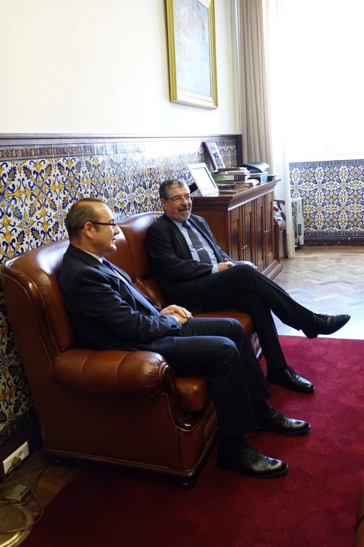 Embaixador moldavo sugere geminação com Coimbra