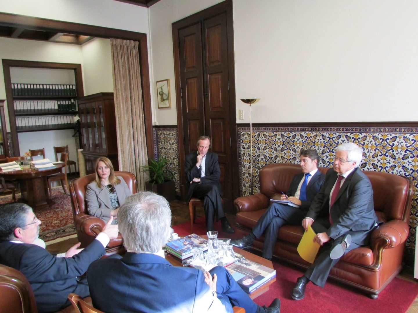 Novo Palácio da Justiça dominou reunião entre Manuel Machado e secretária de Estado da Justiça