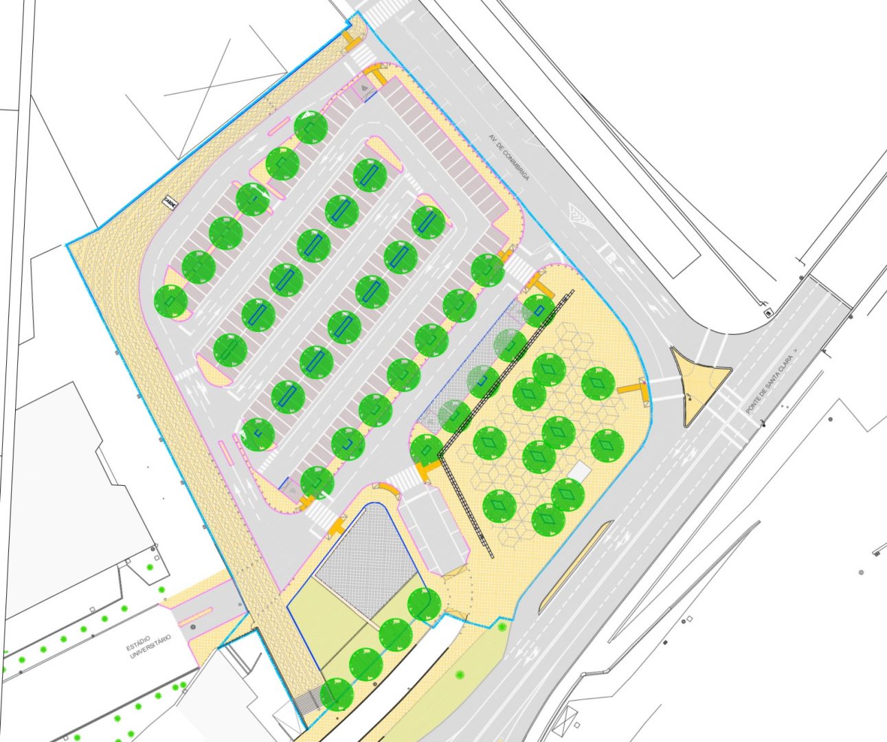 Munícipes poderão usufruir de estacionamento gratuito junto aos SMTUC durante empreitada da Praça das Cortes