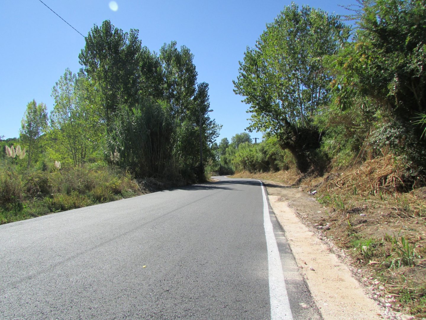 CMC investe 2,2 milhões de euros em manutenção e requalificação de estradas