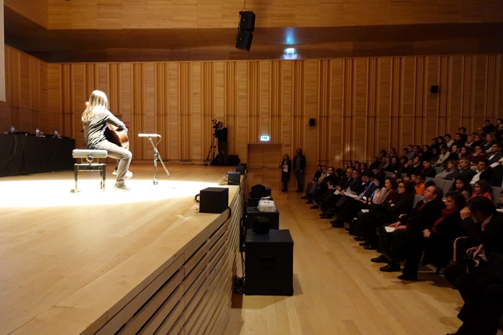 Câmara entrega instrumentos musicais no valor de 80 mil euros ao Conservatório de Música de Coimbra