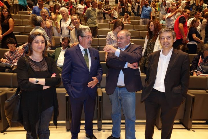 19023403_1529077873804258_2887749732377598569_o