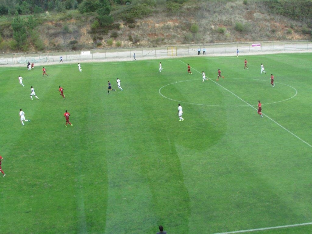 CMC atribui mais de meio milhão de euros para colocação de relvados sintéticos em campos de futebol de três clubes do concelho