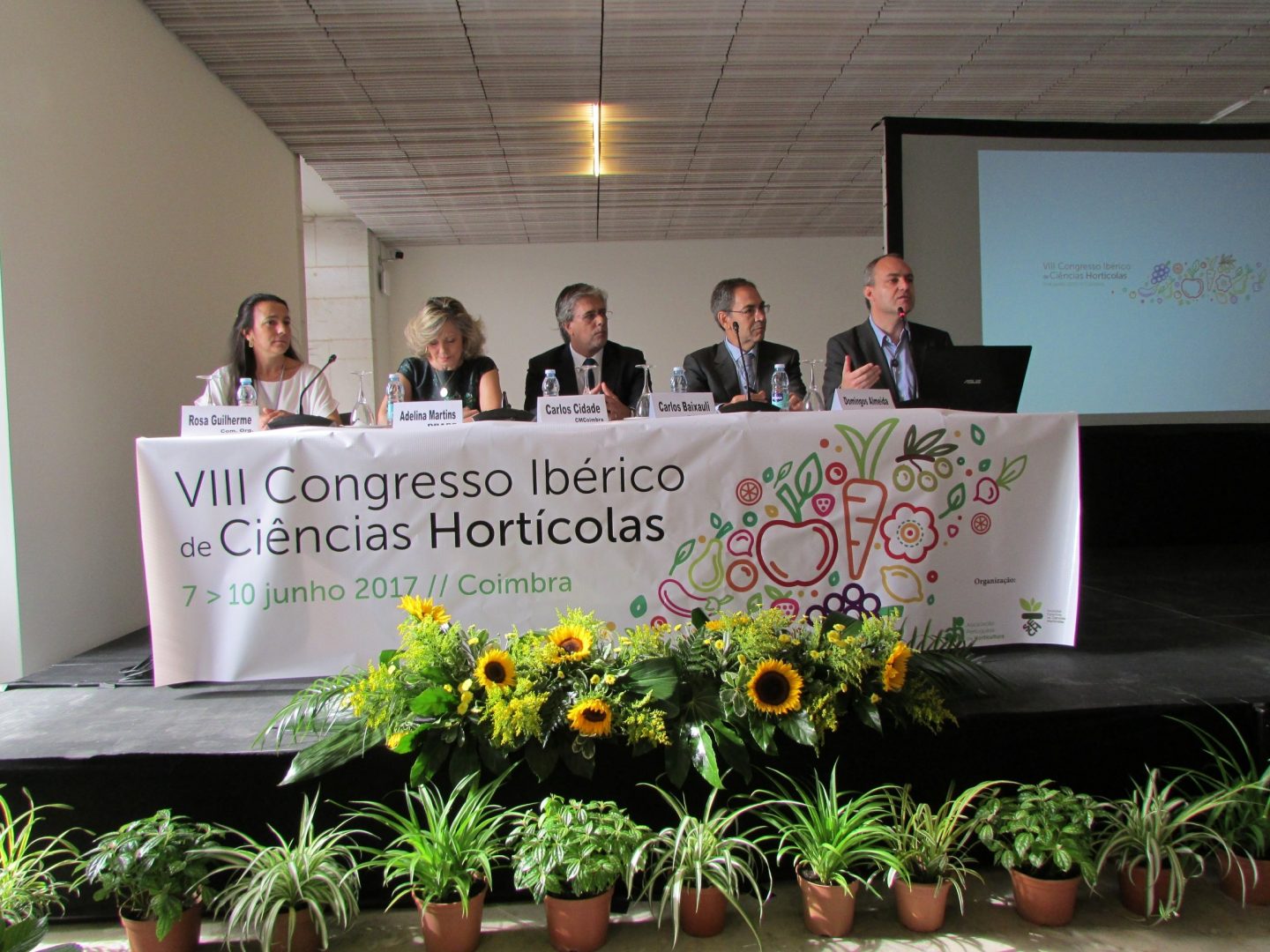 Especialistas ibéricos reunidos em Coimbra para debater Ciências Hortícolas