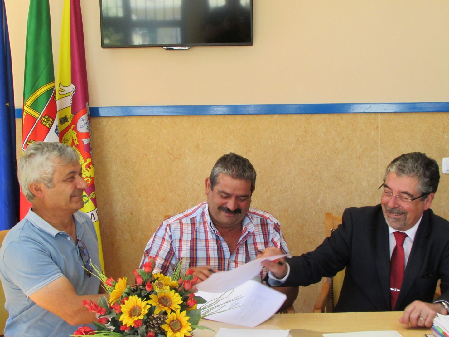 CMC garante conclusão da Urbanização Colina do Sol