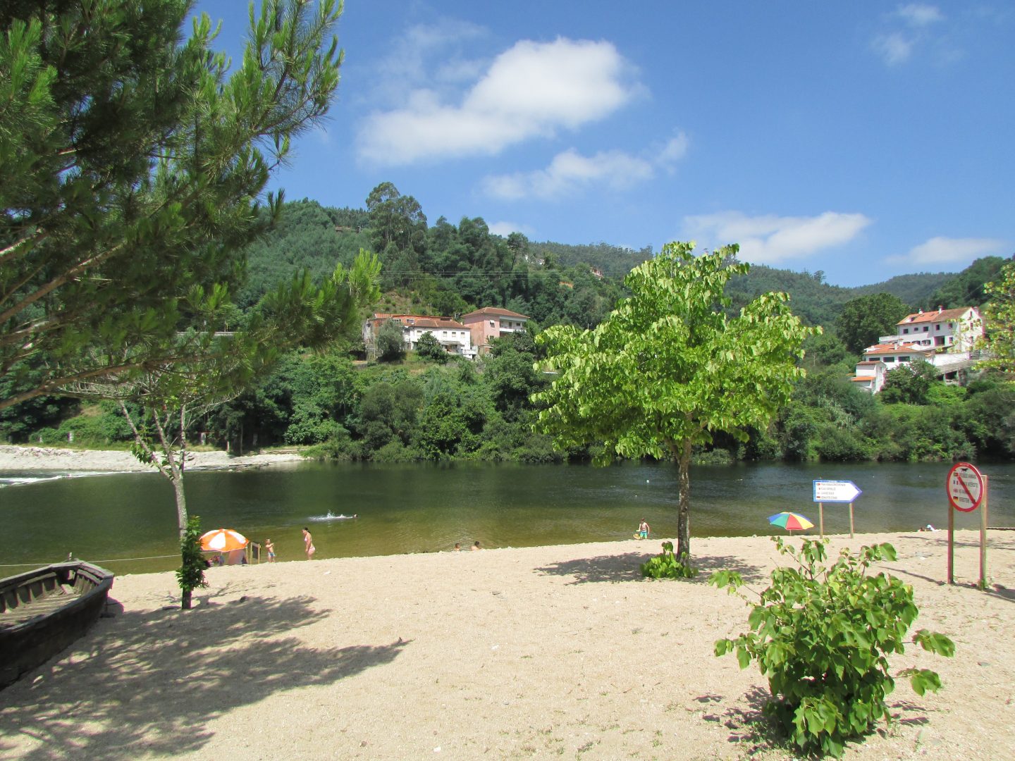 CMC e JF de Torres do Mondego promovem ação ambiental e de limpeza na Praia Fluvial de Palheiros e Zorro