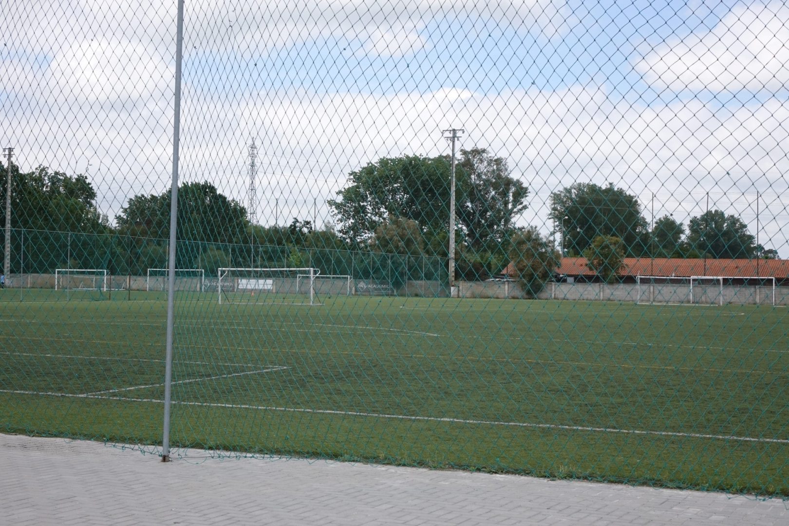 CMC apoia com 200 mil euros novo relvado sintético para a Academia da AAC/OAF