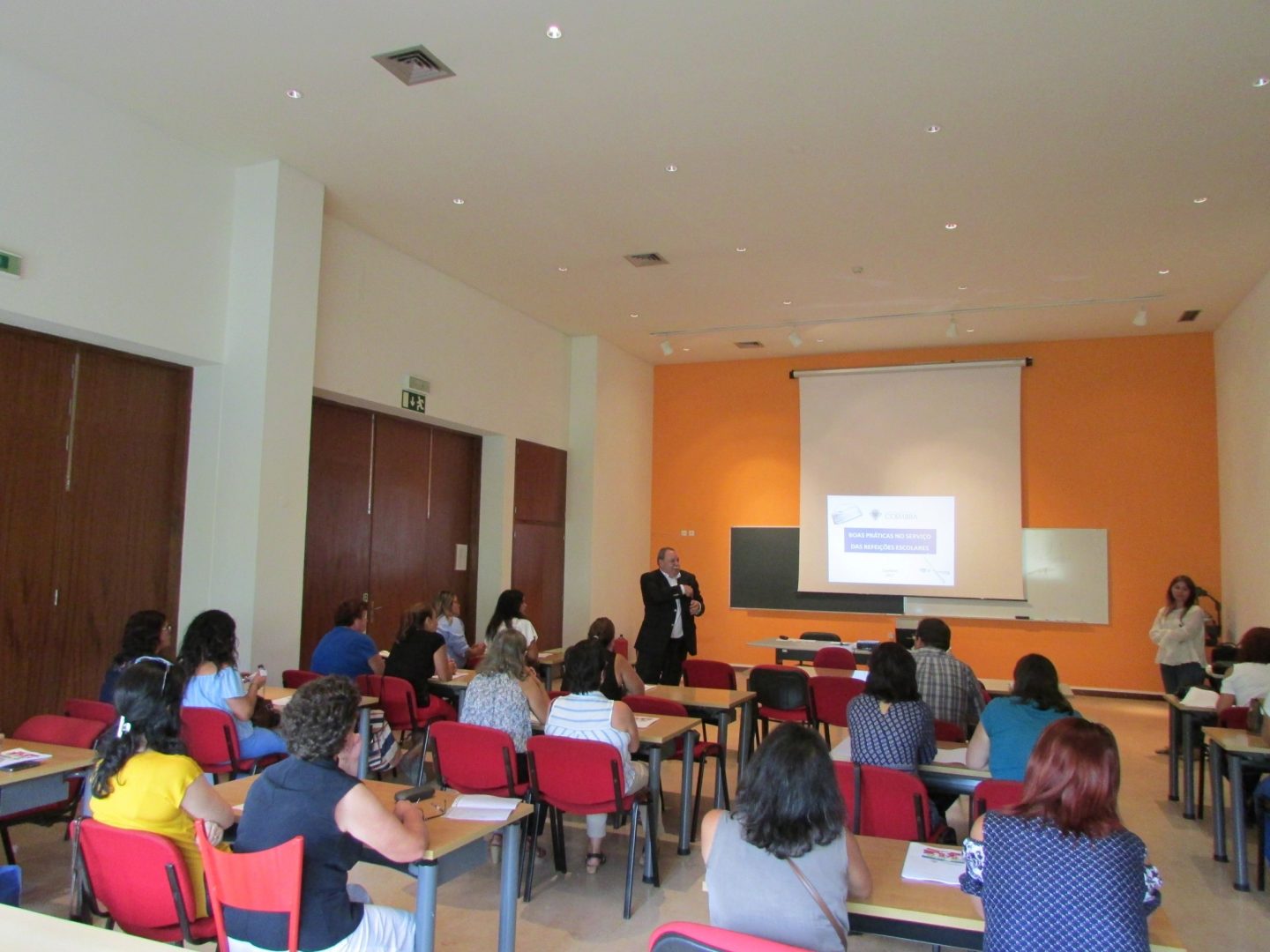 Vereador da CMC prepara arranque do novo ano letivo com auxiliares educativos