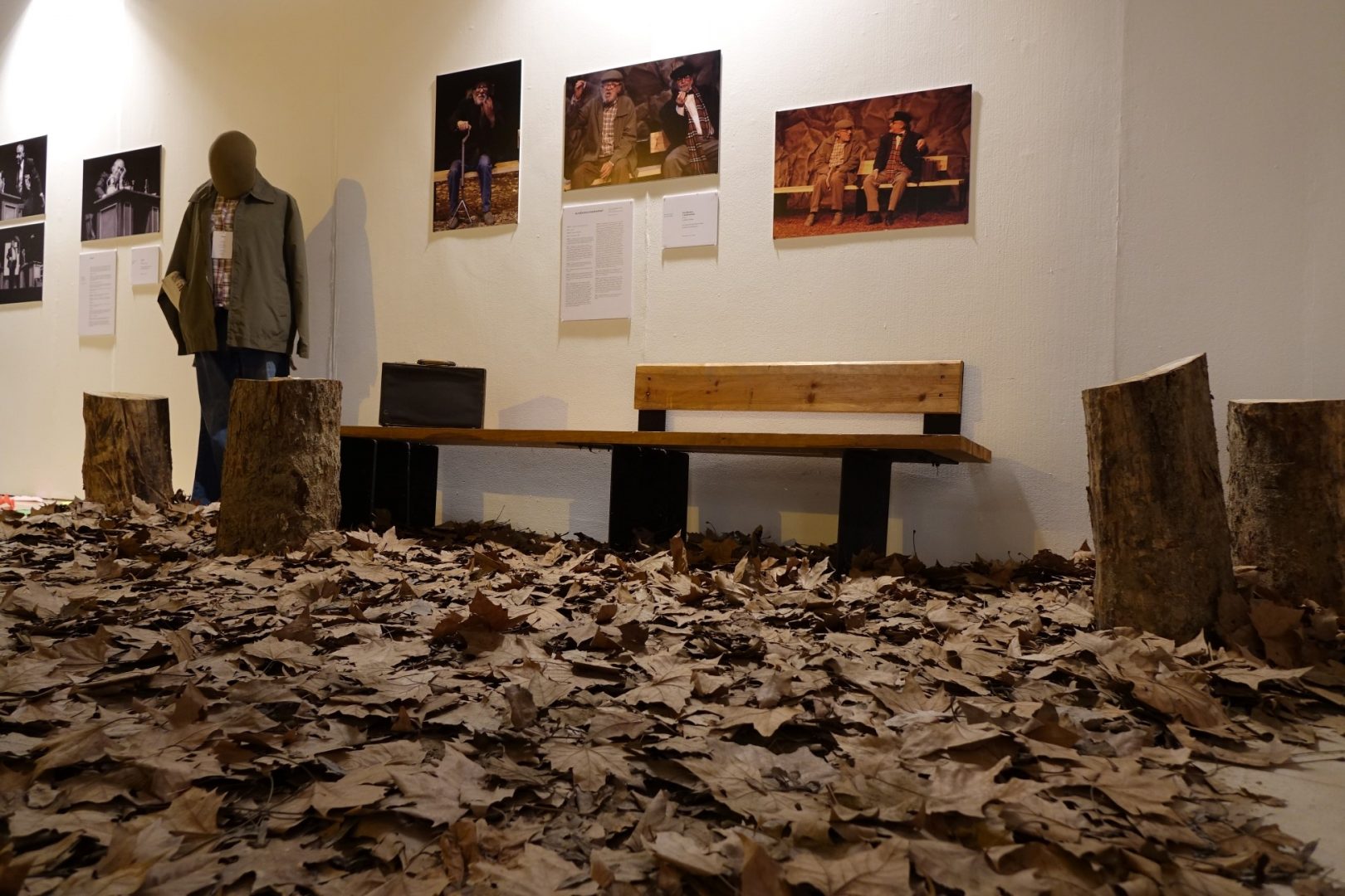 “Fernando Taborda, artesão de histórias num palco de palavras” patente na Casa Municipal da Cultura até 28 fevereiro