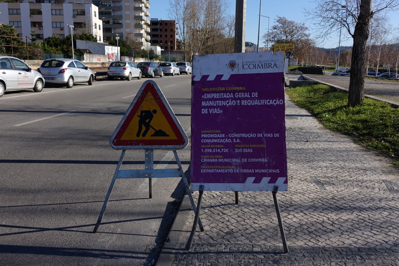 Piso da Av. da Lousã está a ser requalificado