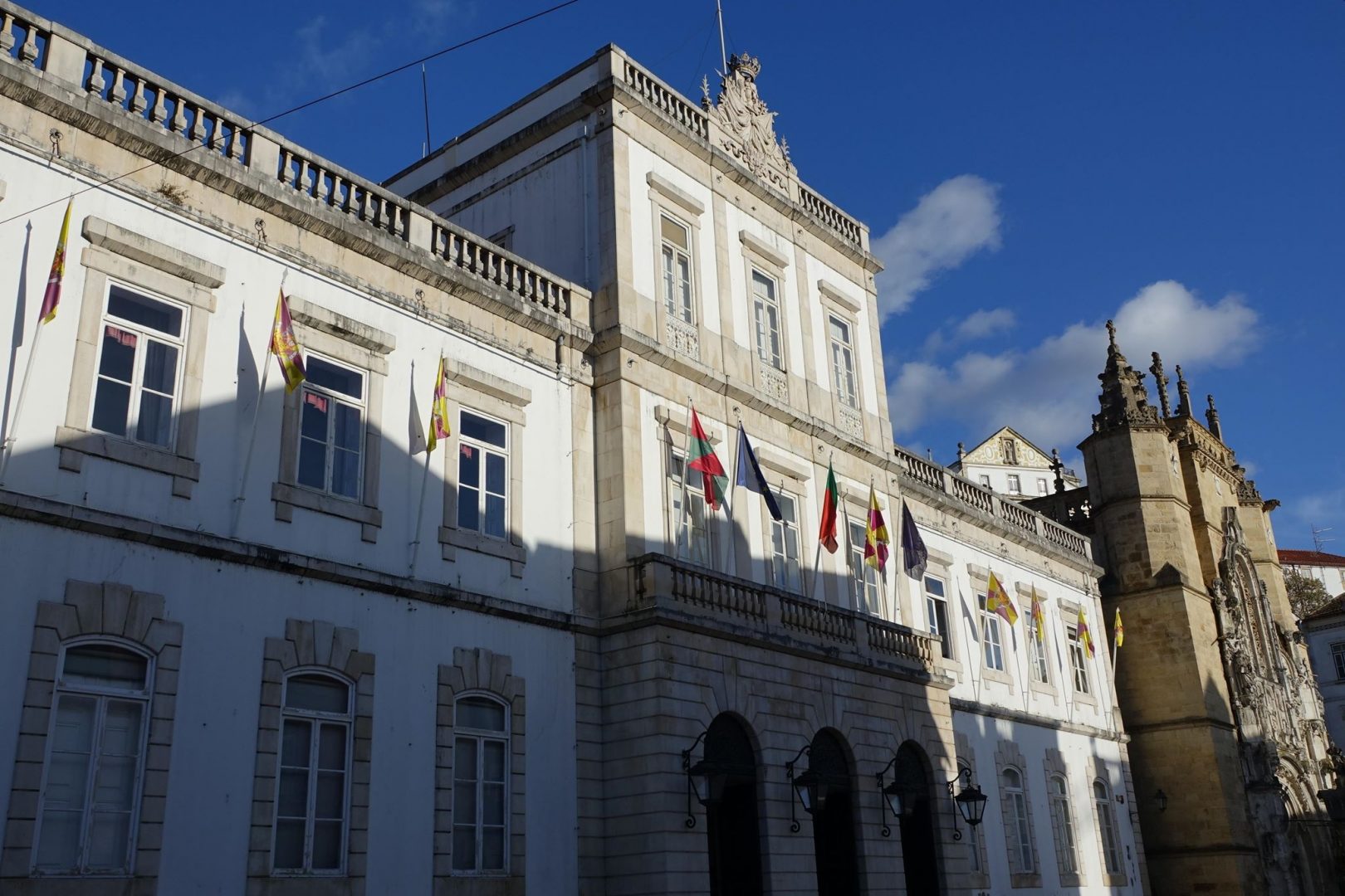 Câmara avança com regularização extraordinária dos vínculos precários