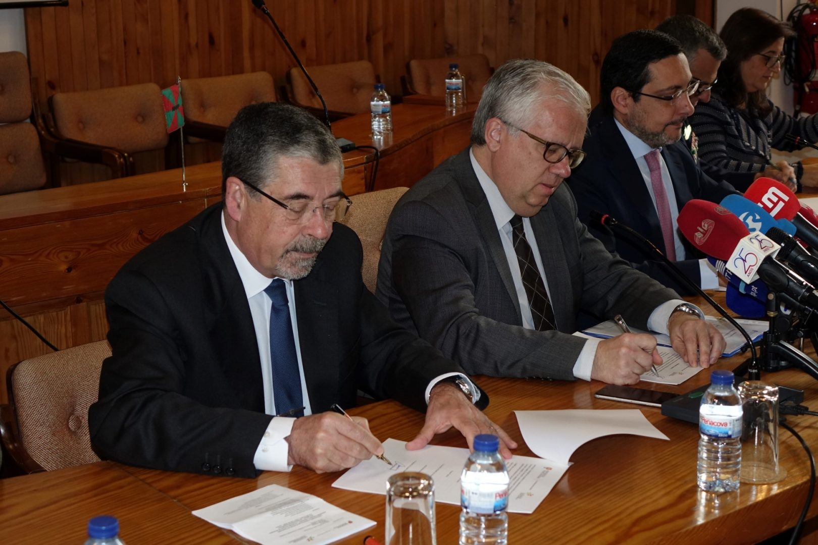 ANMP e Governo assinam em Coimbra declaração conjunta para a defesa de pessoas, bens e floresta