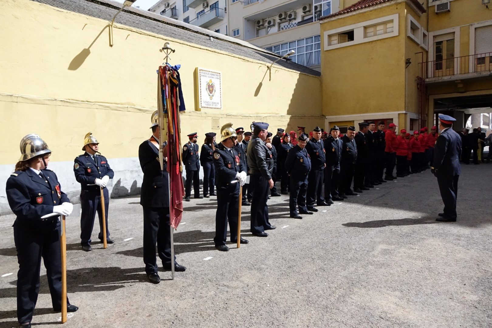 Câmara atribui 100 mil euros aos Bombeiros Voluntários de Coimbra e de Brasfemes