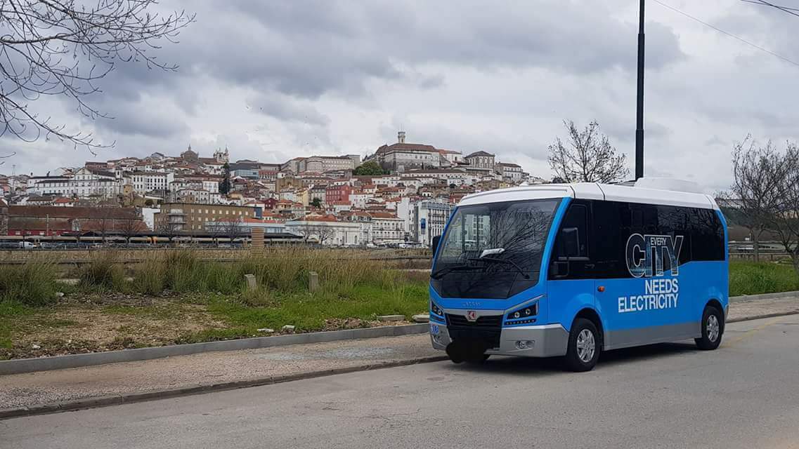 Dois novos miniautocarros elétricos vão reforçar a frota dos SMTUC