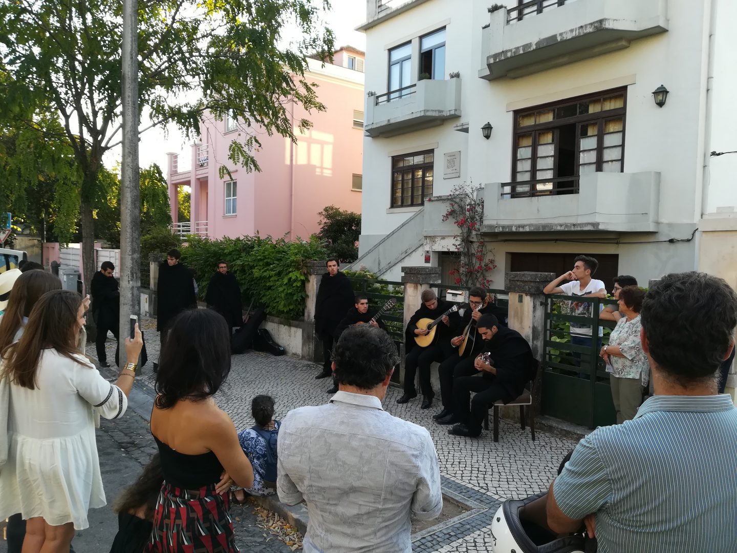 Roteiros da Canção de Coimbra ao encontro de consagrados cultores
