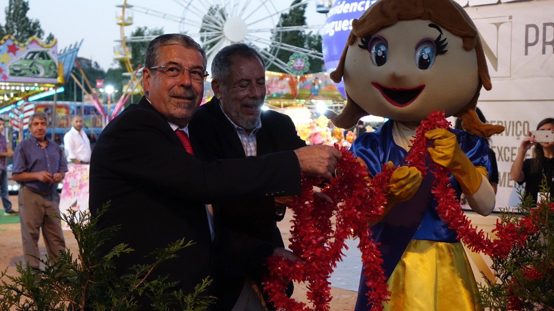 Feira Popular de Coimbra até 14 de julho na Praça da Canção