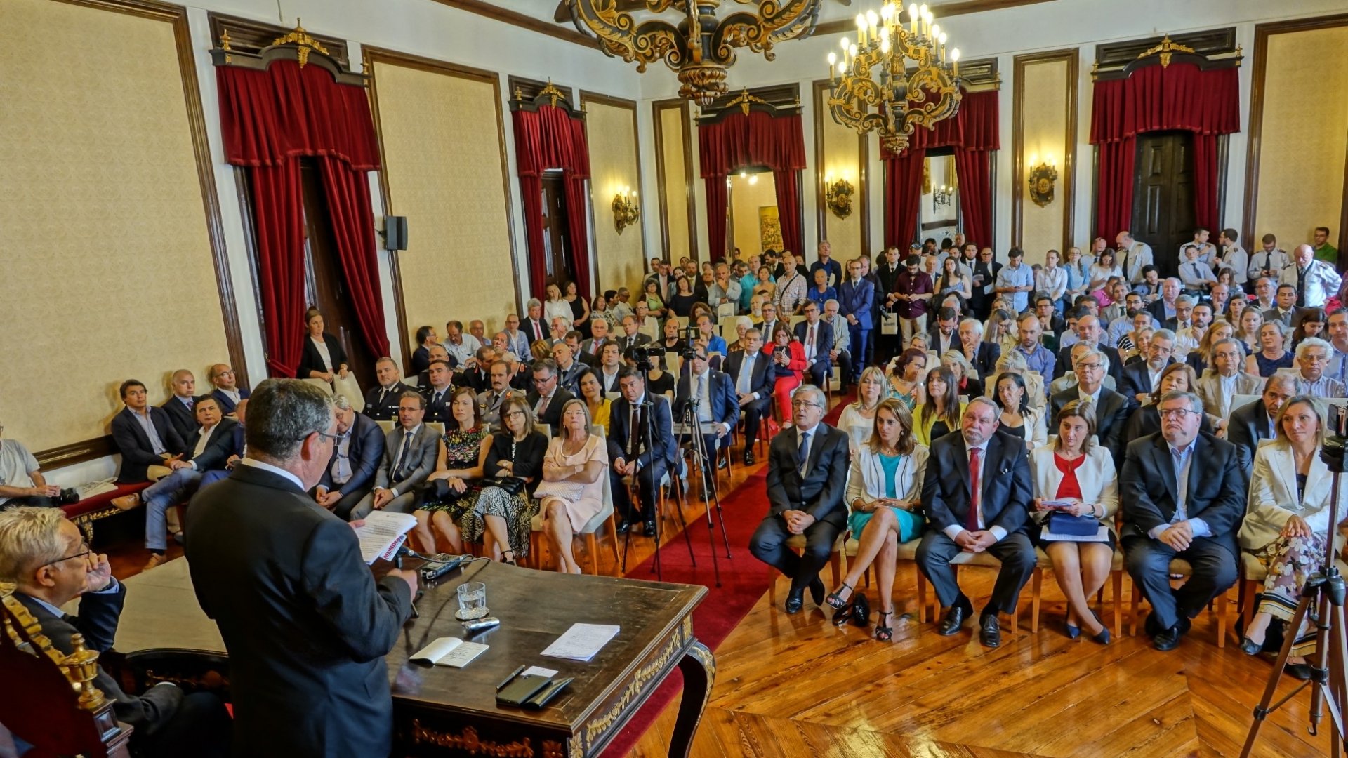 Manuel Machado destaca boas contas, apoio às famílias, reabilitação urbana e o bem-estar da comunidade