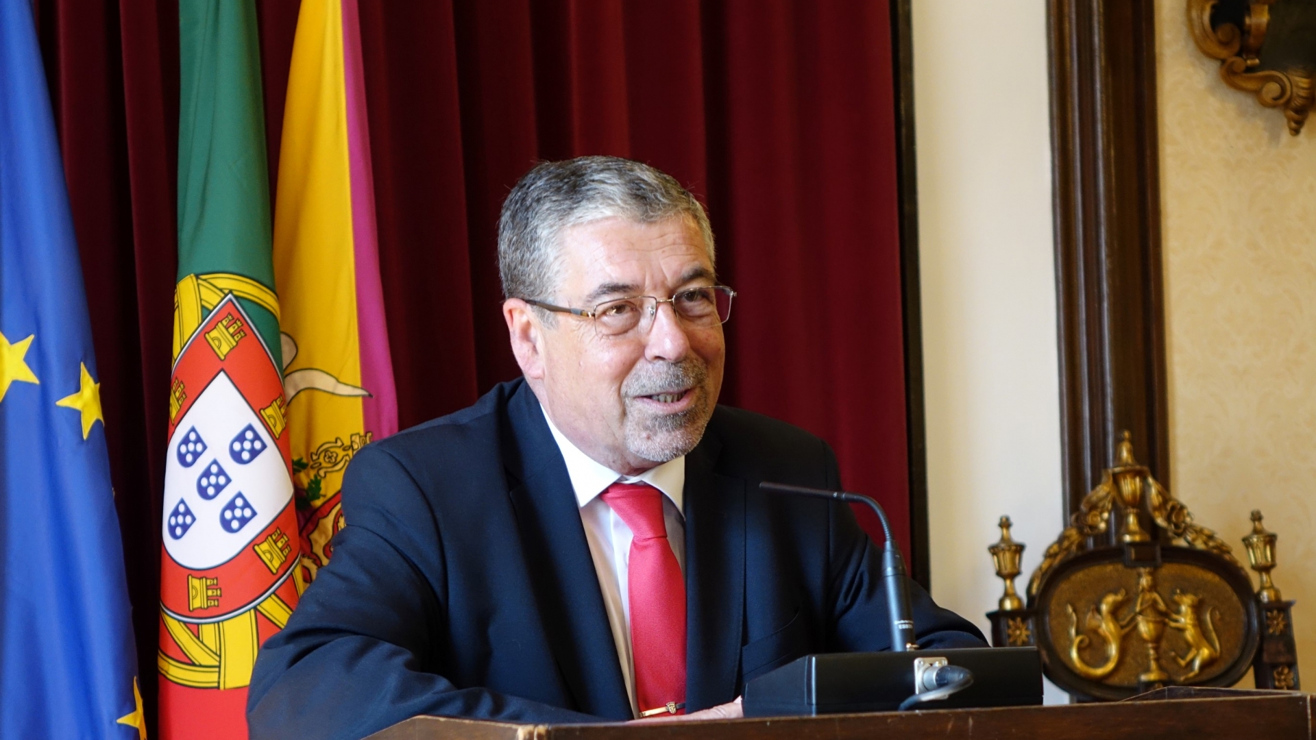 Coimbra aceita transferências de competências em 12 áreas