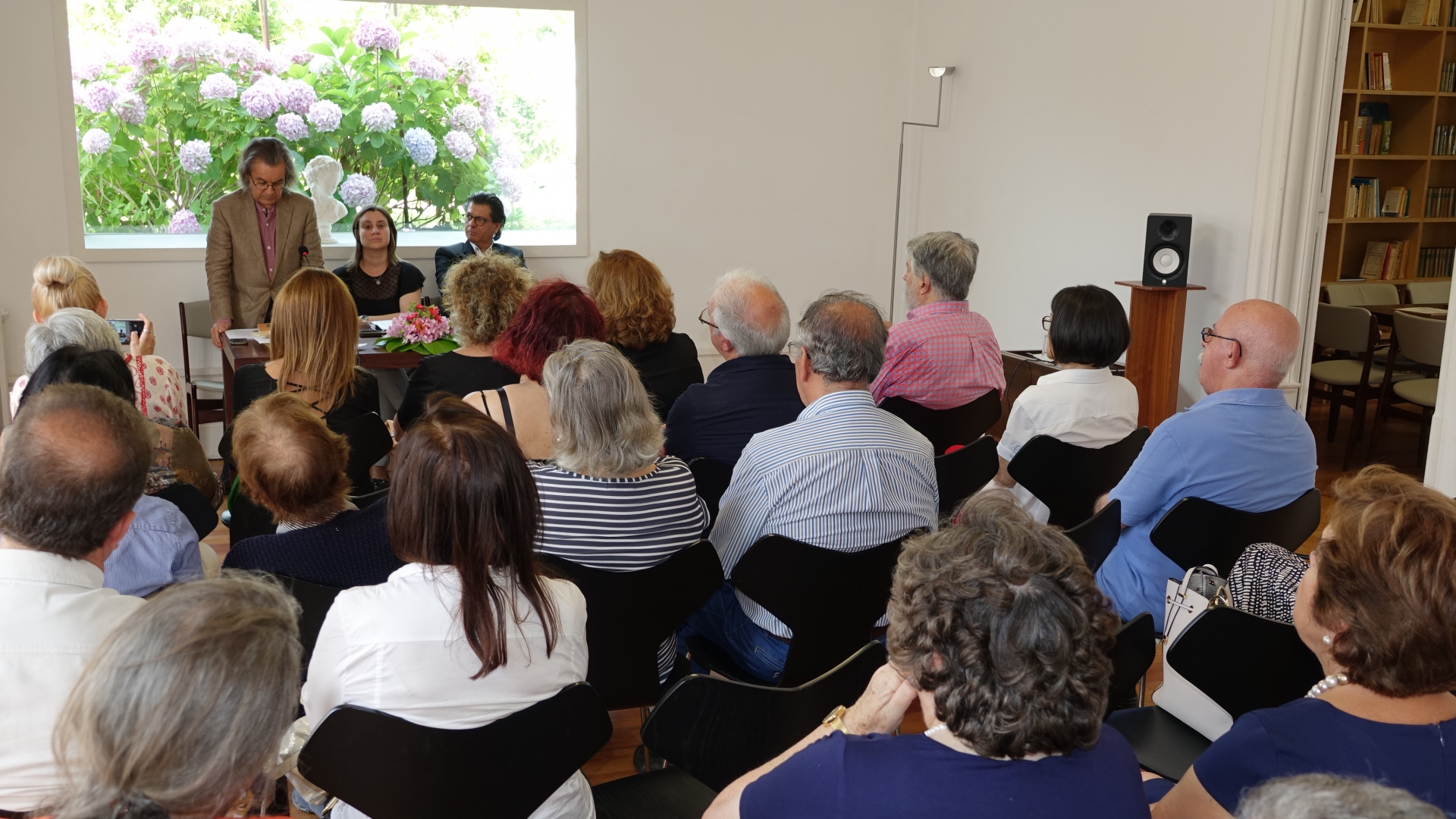 Casa da Escrita acolheu conferência de António Pedro Pita sobre Cochofel