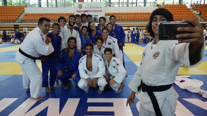 DSC02615-Custom_1920x1080_acf_cropped