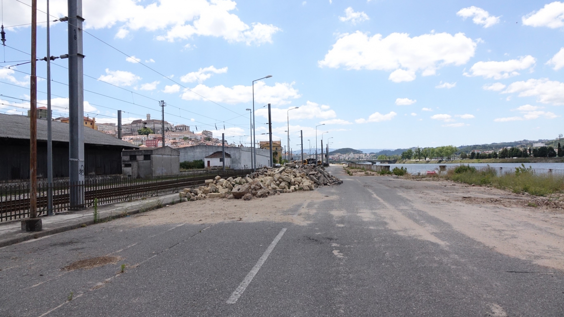 CM Coimbra lança novo concurso para concluir requalificação e estabilização da margem direita do Mondego