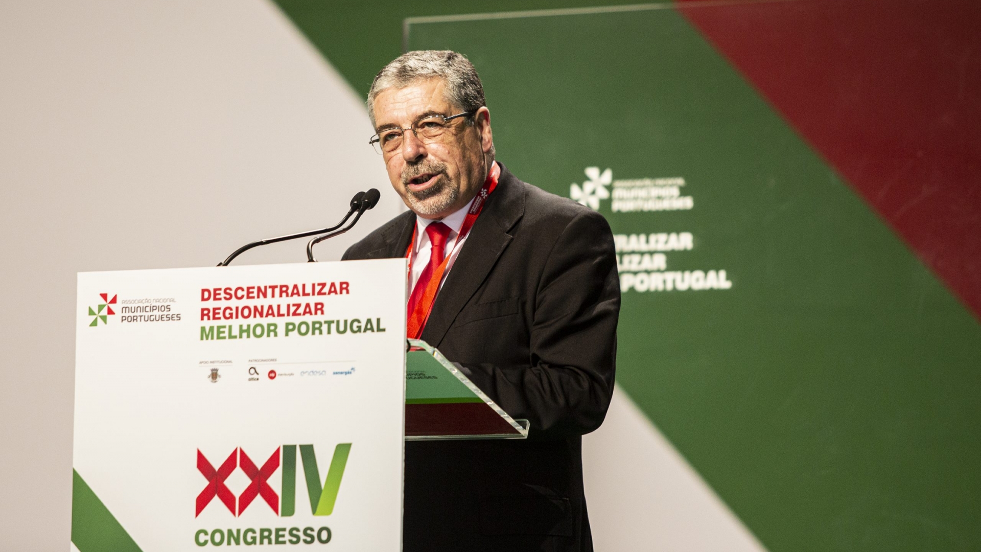 Manuel Machado diz que “doença do centralismo” se agravou e que é importante reorganizar o Estado através da regionalização