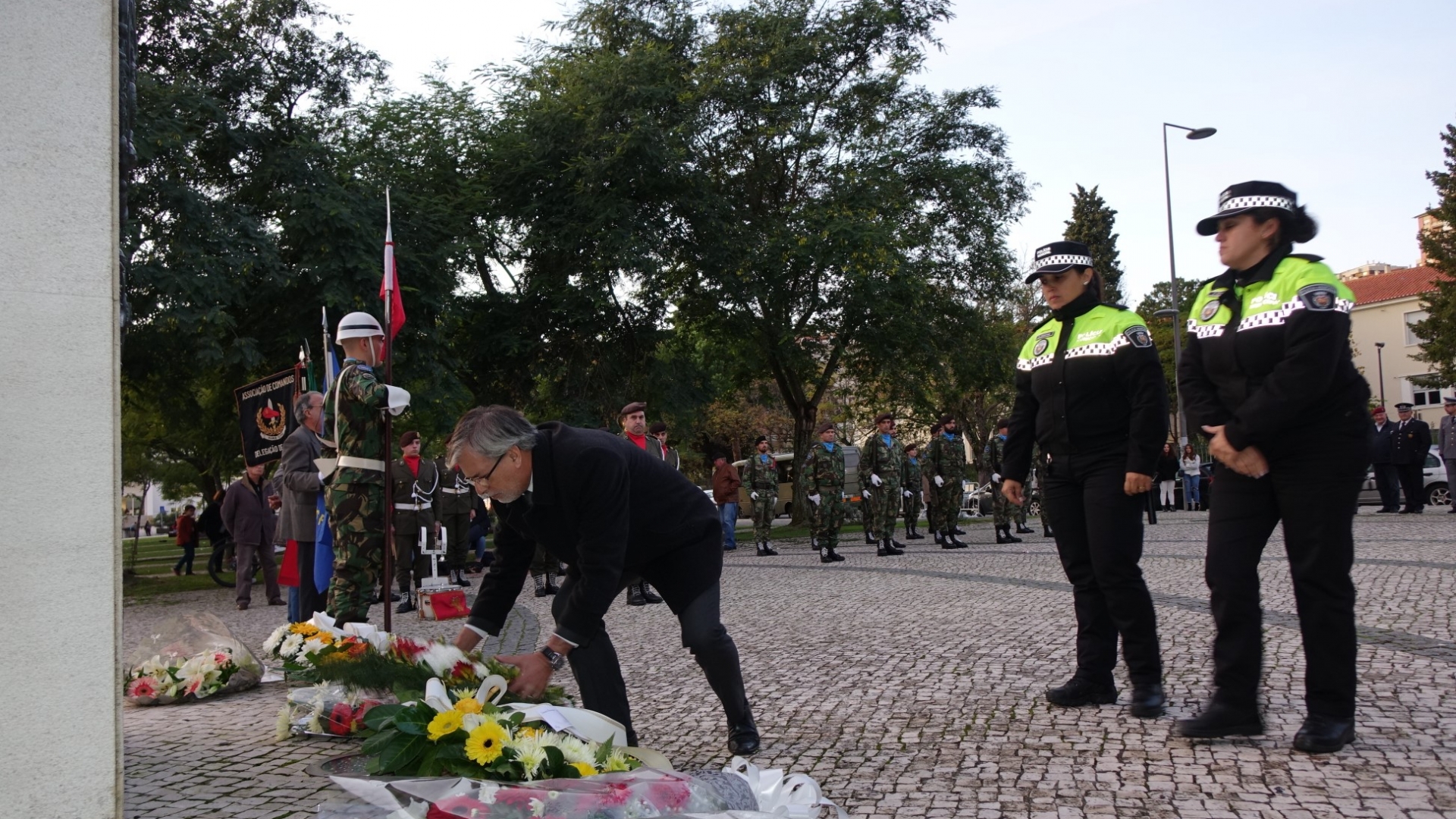 CM Coimbra participa em homenagem aos combatentes da Grande Guerra e da Guerra do Ultramar