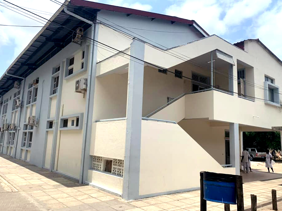 Hospital da Beira em Moçambique reabre cirurgia com apoio de Coimbra