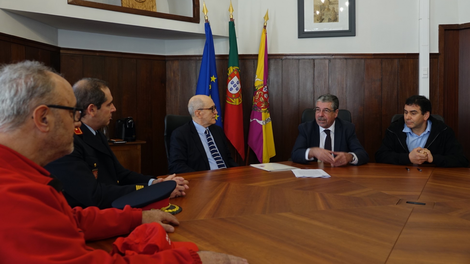 Câmara apoia atividade dos Bombeiros Voluntários de Coimbra e de Brasfemes com 100 mil euros