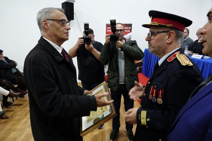 bombeiros brasfemes (40) (Custom)