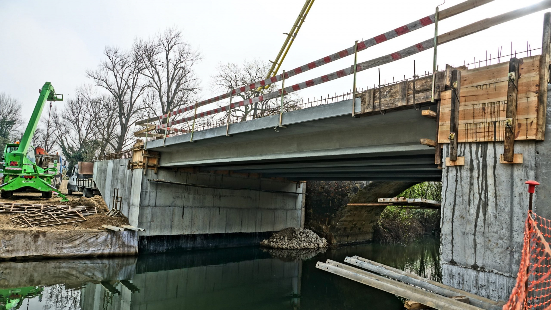 Obras na Ponte do Paço param para respeitar ciclo reprodutivo dos animais