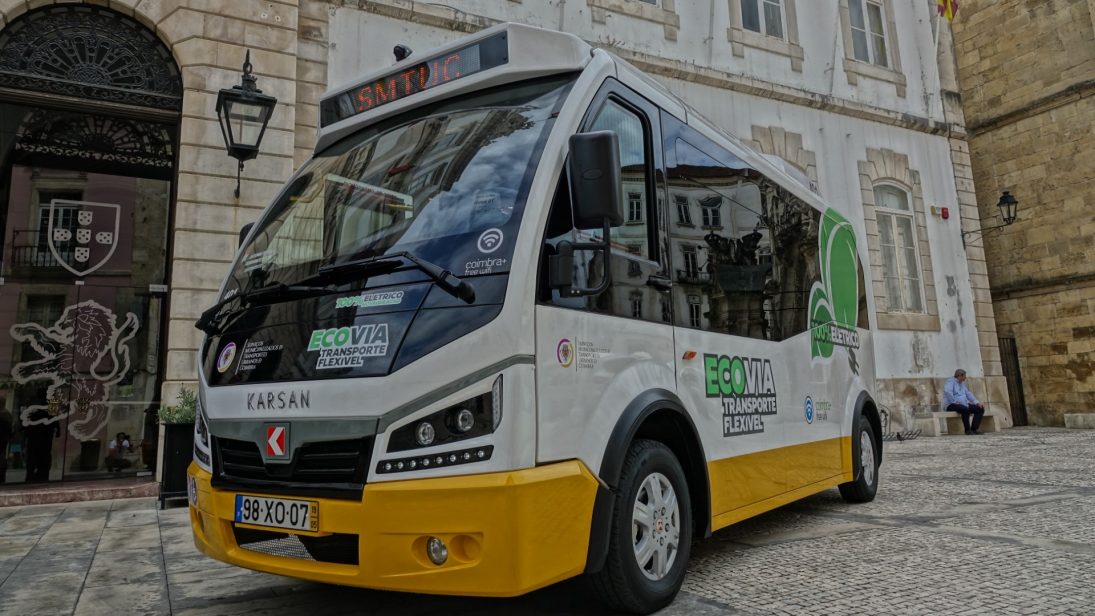 Câmara investe 2,8M€ em nove miniautocarros 100% elétricos para os SMTUC