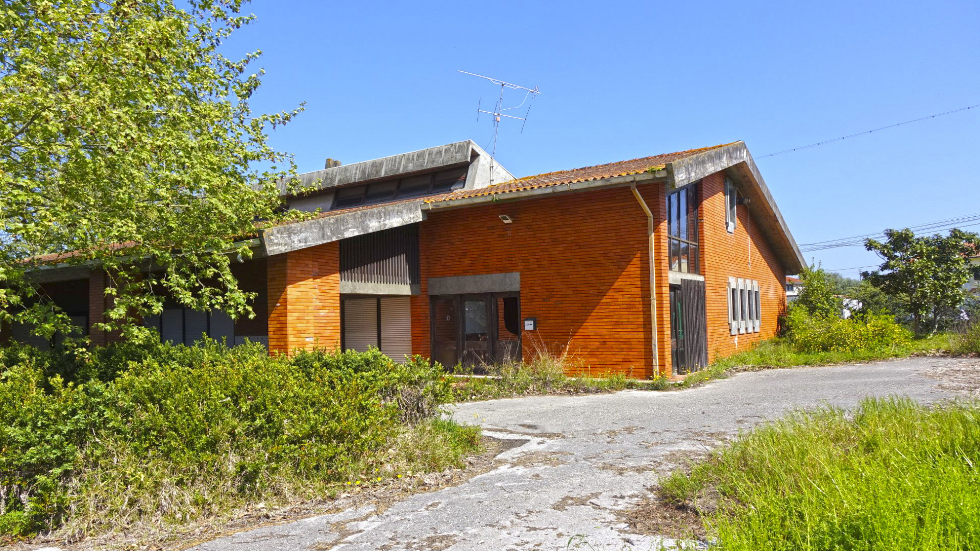 Câmara tomou posse da Casa da Criança para instalar Extensão de Saúde de Taveiro