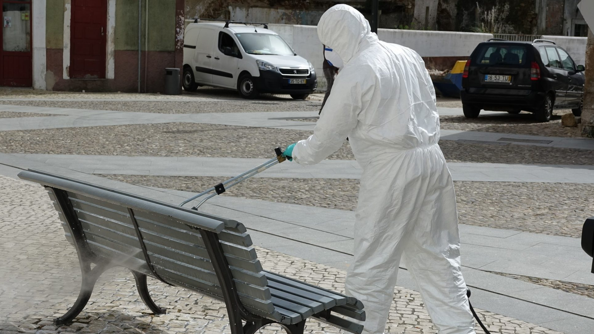 Plano de Contingência COVID-19: reforçada desinfeção do espaço público