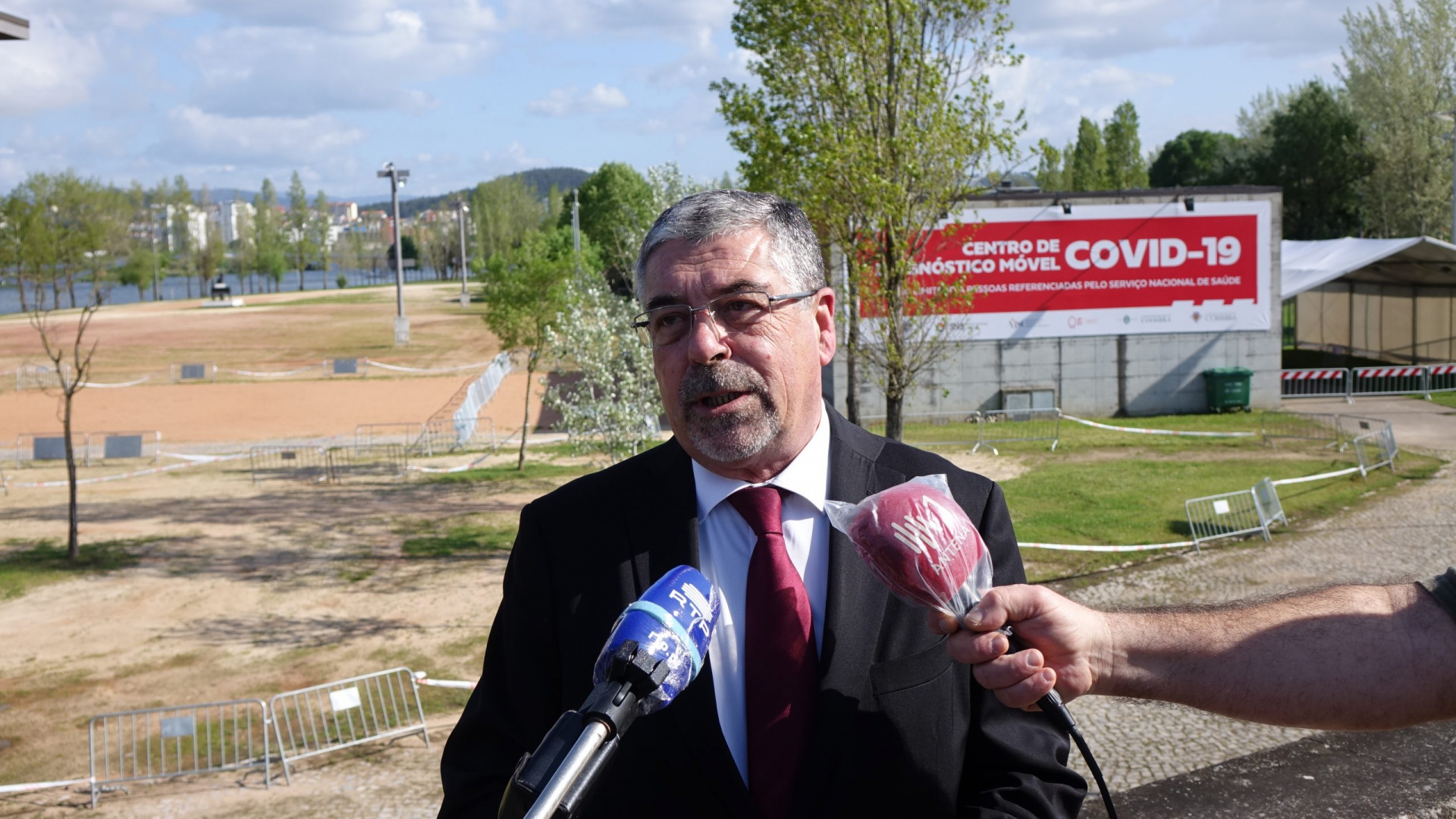 Manuel Machado insta Administração de Saúde a por já em funcionamento Centro de Diagnóstico Móvel COVID-19