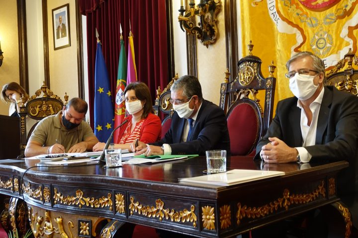 Assinatura de protocolos (22) (Custom)